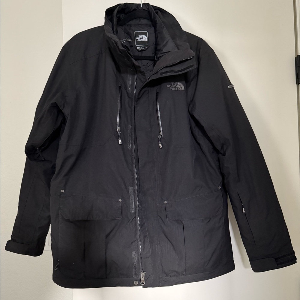 The North Face Men's Black Performance Jacket